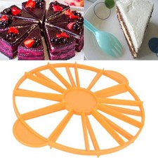 Cake divider slice pie cake