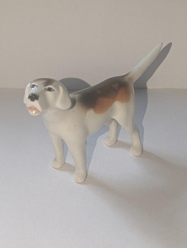 Beswick dog foxhound first - dog,
