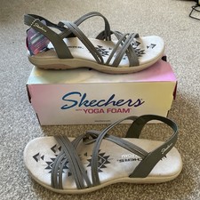 Skechers Reggae Slim -