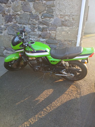 Ultra rare kawasaki zrx400 - ***,