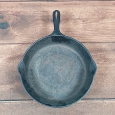Vintage Wagner Ware Cast Iron