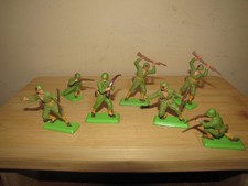Vintage Britains Deetail  WW11 American Infantry toy soldiers 1/32 scale