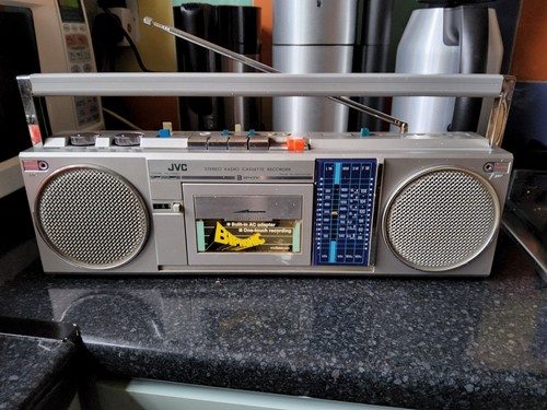 Jvc s40 boombox - lb,