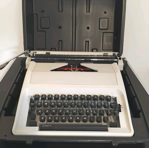 Manual typewriter chums - 11", +