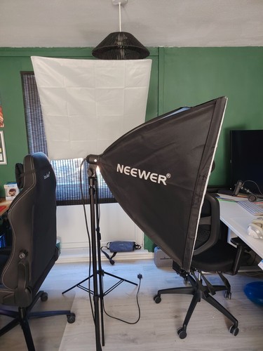 700w equivalent softbox - 700w,