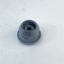 Vauxhall Omega B Engine Air Box Cleaner Bumper Grommet Mount GM Genuine 90512854
