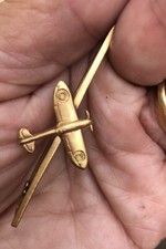 VINTAGE SPITFIRE AIRPLANE BROOCH PIN TIE PIN GOLD PLATED 5.3 CM X 1.8 CM X 0.7CM