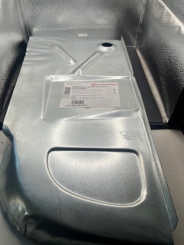 Mercedes benz 280ce - benz, trunk