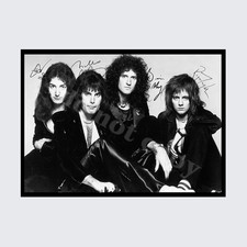 QUEEN BAND SIGNED AUTOGRAPH