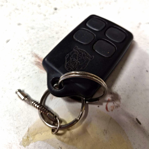 Jaguar key remote - fob, x308-