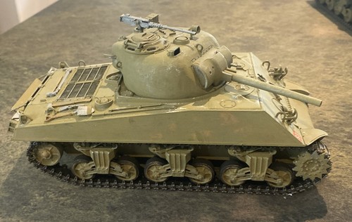 Ww2 sherman m4a3 tank - 1/32,