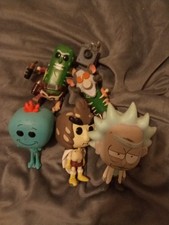 funko pop bundle joblot 2pickle ricks, rat skeleton and helmet nice lot