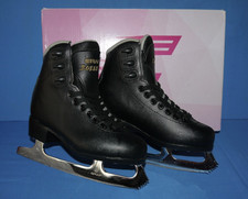 Boxed and Excellent!   Graf Bolero Black Ice Figure Skates  Size EU 32 / UK 13.5