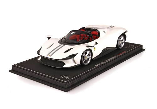 Ferrari daytona sp3 - 1/18,