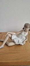 LLADRO NAO SPAIN 0150 "RECLINING BALLERINA"