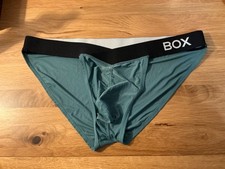 Box menswear green Tango
