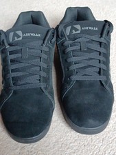 Mens Airwalk Neptune Shoe.  Black.  Size 13.