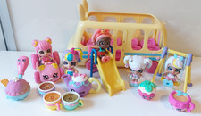 KINDI KIDS SCHOOL BUS WITH 5 DOLLS & LOTS ACCESSORIES CAR SWING SLIDE ETC