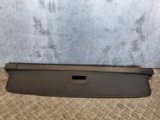 TOYOTA AURIS ESTATE PARCEL