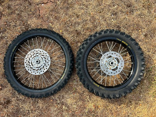 Honda crf 150r - honda, wheel