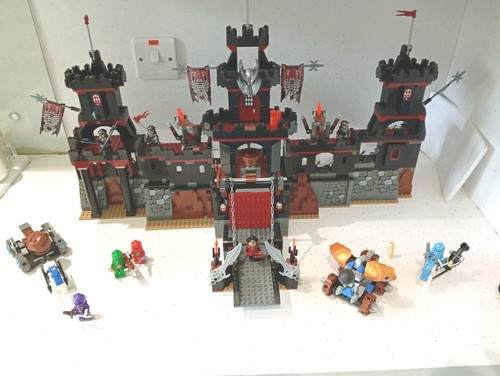 Lego castle knights - castle,
