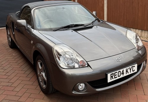 Toyota mr2 2004 roadster tte - toyota,