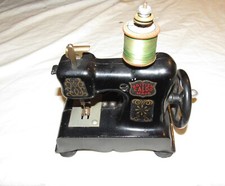 Scarce small working sewing Machine British Caldo sewing machine toy