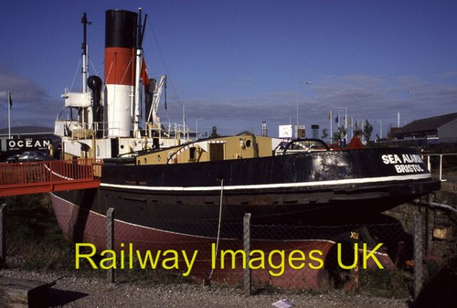 Photo steam tug sea - sea, alarm