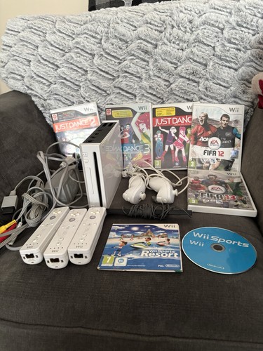 Nintendo wii white console - nintendo,