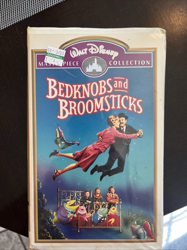 Bedknobs and broomsticks vhs - bedknobs,