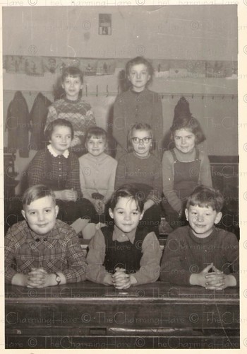 Vintage photo 1950s school - photo,