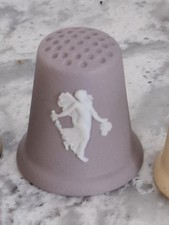 WEDGWOOD JASPERWARE THIMBLE  COLLECTION ENGLAND - RARE LILAC -  FLOWER GIRL