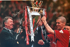 Roy Keane & Alex Ferguson Hand