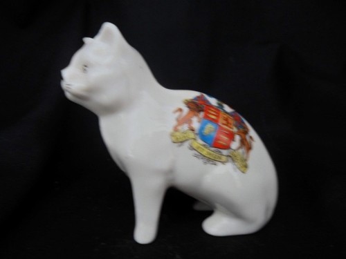 Unmarked crested china manx - unmarked,
