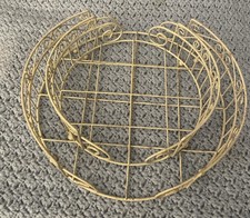 Vintage Cream Wire Scroll