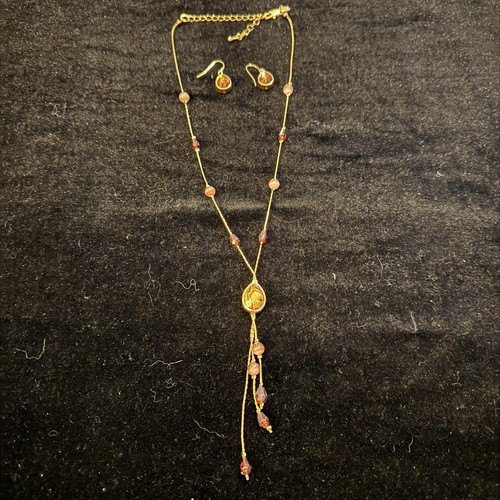 Gold tone necklace - necklace, and