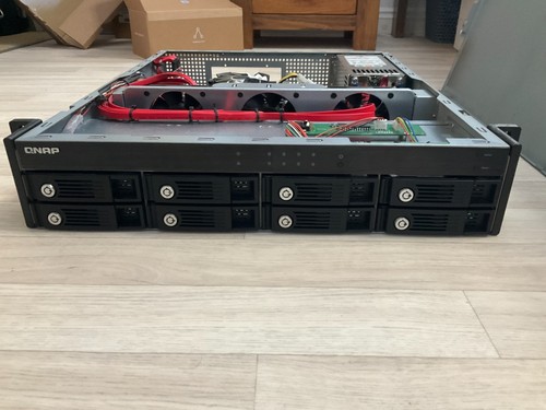 Bay nas qnap - bay,