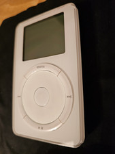 iPod Classic 2nd Generation A1099 with Accessories  Collectors Condition