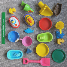 19 Piece Kids Beach Toy Bundle
