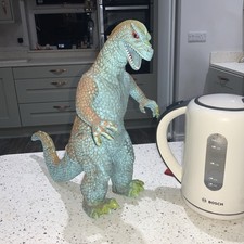 Vintage Collectable  Dor Mei Godzilla 15" Action Figure Poseable Toy 1997 