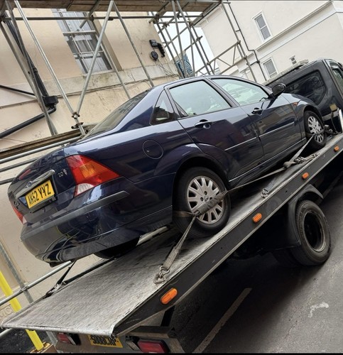 Breaking ford focus - breaking,