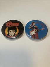 David Bowie Set Of 2 Button Badges 70s Glam Rock Vintage Style 