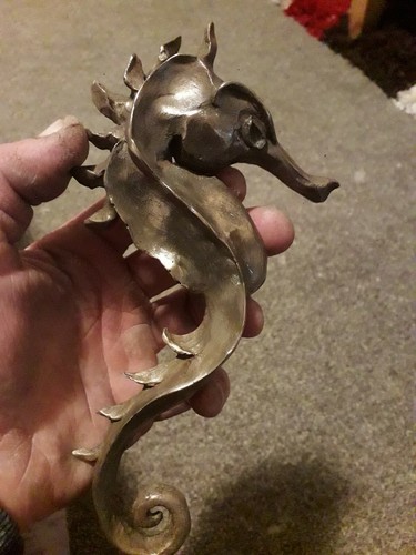 Sculpture seahorse cc - in,
