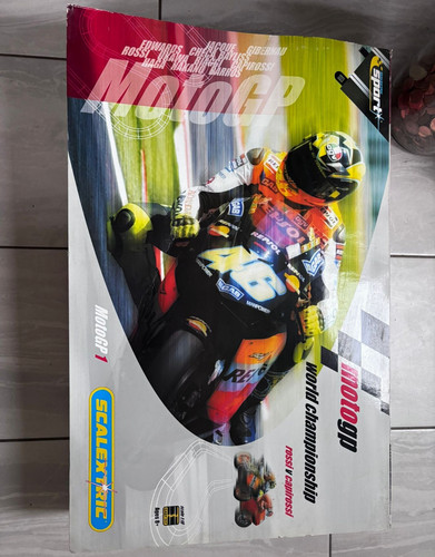 Scalextric motogp world - scalextric,