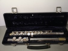 Artley USA Vintage 18-0 Flute with Hard Carry Case #586608 1979
