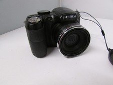 FUJIFILM FINEPIX S1730 12MP 15x OPTICAL ZOOM DIGITAL CAMERA - spares or repair