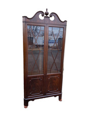 65175  Antique Mahogany Corner