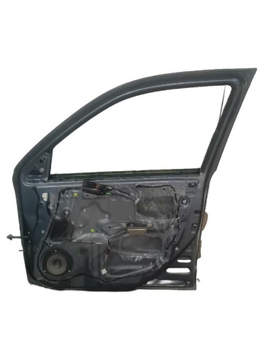 Front door 2551006 daihatsu - front,