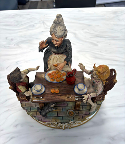 Hand painted capo porcelain - hand,