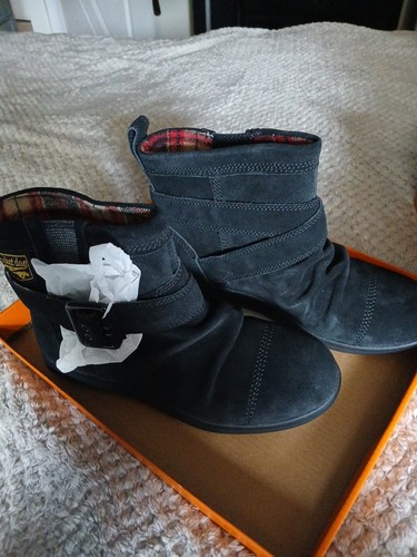 Brand new box women s - in, women's
